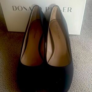Donald Pliner Dress Pump